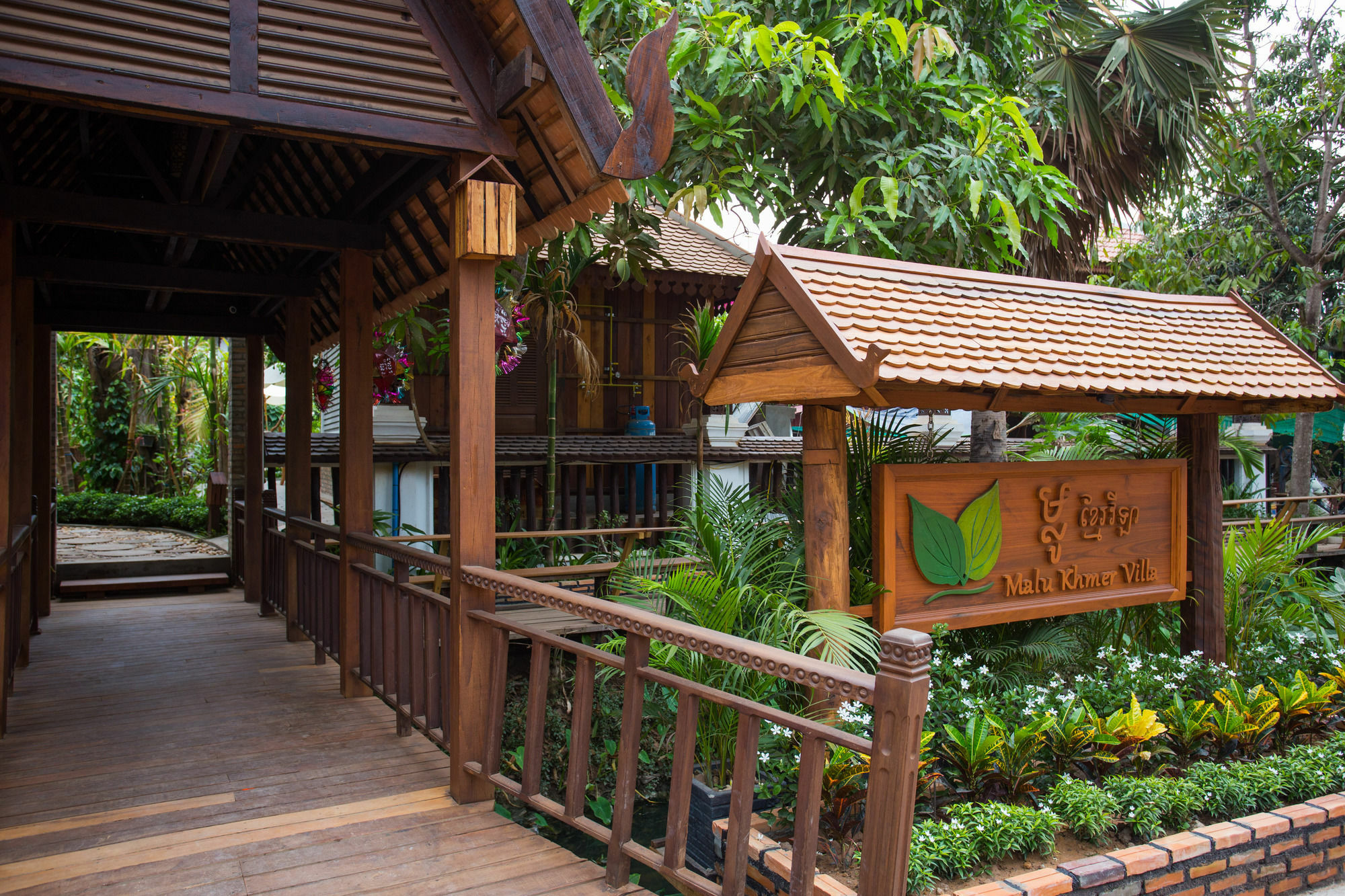 Malu Khmer Villa Сиемрип Экстерьер фото